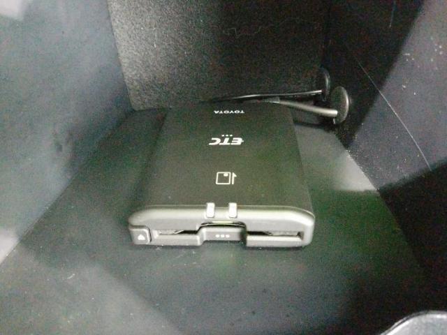 お車に合わせて無料保証以外にも、保証範囲、期間、距離を拡充させた有料保証もご用意しております！中古車の購入が初めてで不安・・・というお客様もご安心ください！