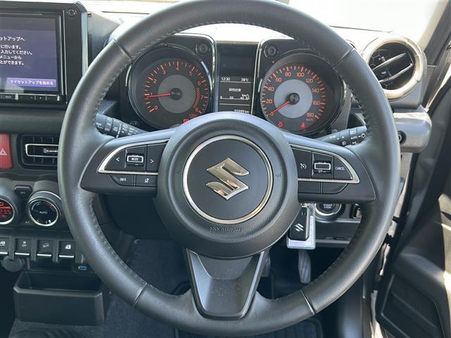 気になる車はすぐにお問い合わせください！画面右側の0066から始まる無料ダイヤルからお問い合わせ下さい！専門スタッフがお車のご質問にお答えいたします！