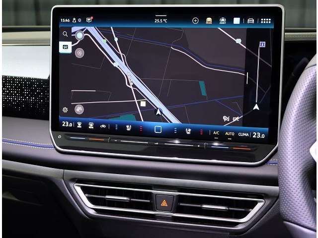 15インチの大型モニターDiscover　Pro　Max