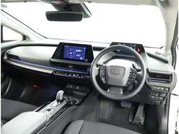 オシャレなインテリアで運転する気分も盛り上がりますよね＾＾
