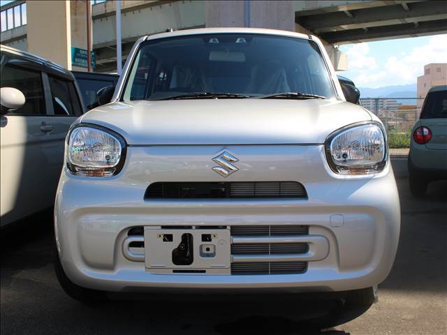 人気の届出済未使用車や厳選中古車を全メーカー豊富に取り揃えております。