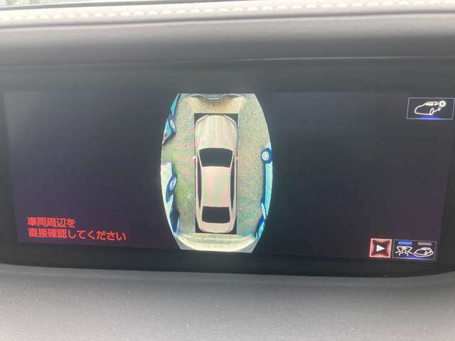 車両を上から見たような映像をナビ画面に表示するパノラミックビューモニター