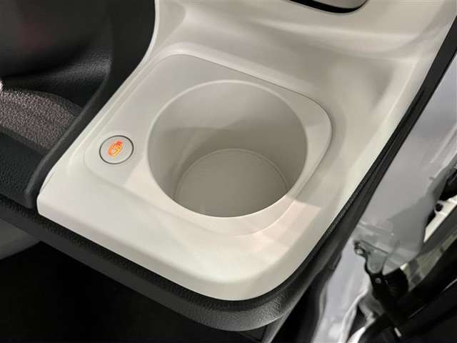 ドリンクの置き場もこちらでOK☆