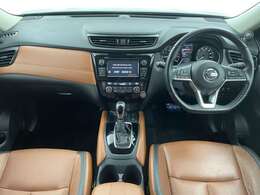 【インパネ全体】全方位で視界が広く、高い目線で運転もしやすいです！