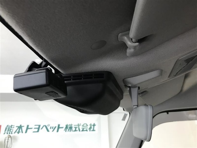 ☆ドラレコ☆事故やトラブルの際の記録やドライブ風景などを記録したり多目的使えます