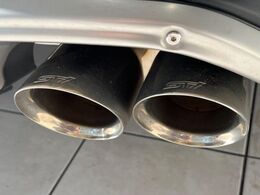 【STIマフラー】人気純正アクセサリーの1つです。ボクサーエンジン特有のサウンドをSTI純正パーツでお楽しみ下さい♪