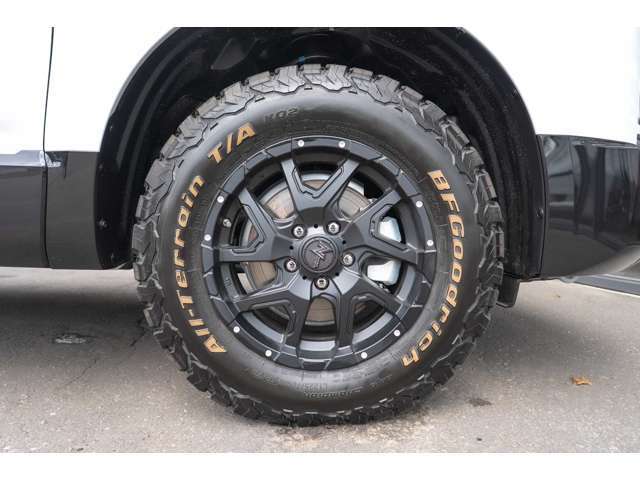 NITROPOWER DERINNGER 16インチアルミホイール LT225/70R16