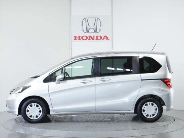 ◆メンテナンスパック（まかせチャオ）◆法定点検や車検、Hondaが推奨する点検に加えて、エンジンオイル・オイルフィルター等の交換をパックにしたのがまかせチャオです。