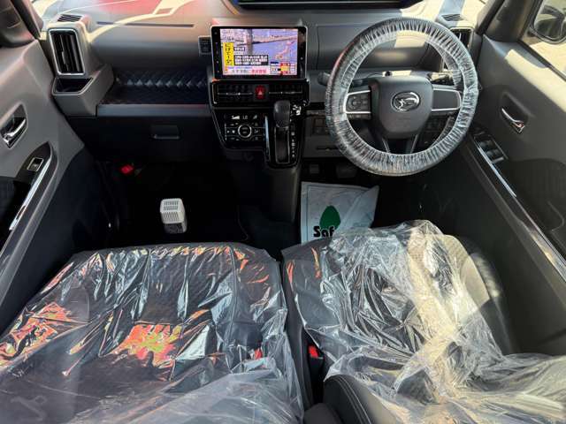 運転席・助手席の俯瞰視点です！乗った際のイメージが湧きます！