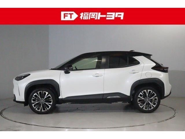 ☆トヨタ認定中古車☆ハイブリットシステム診断書と初度登録年月から10年間（走行20万キロまで）、ハイブリット機構の無料保証が付いています。