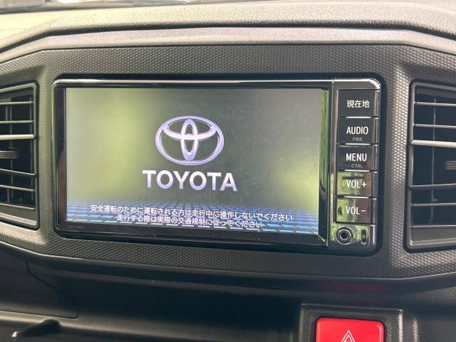 【ナビゲーション】使いやすいナビで目的地までしっかり案内してくれます。各種オーディオ再生機能も充実しており、お車の運転がさらに楽しくなります！！