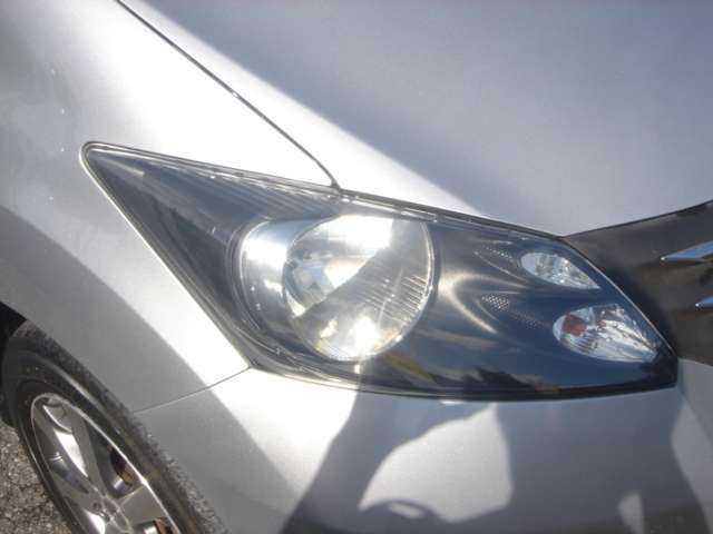 ヘッドライトの曇りもございません！！