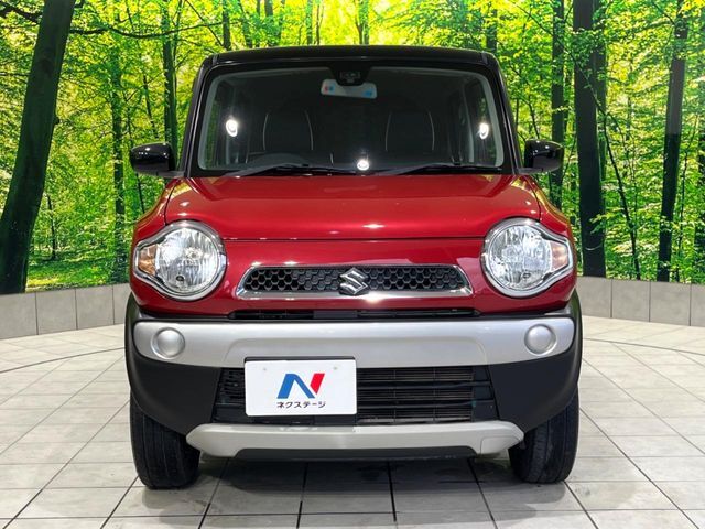 弊社では、全車『修復歴なし』のお車のみ取り扱っております。専任バイヤーによる厳選した仕入れの後、入庫後の車両チェックを行い、ネクステージが認定した高品質な中古車をご提供しております。