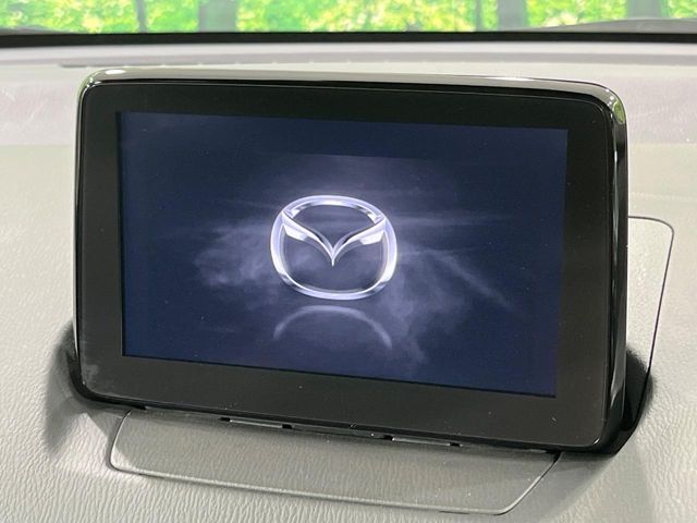 【純正ナビ】人気の純正ナビを装備。オーディオ機能も充実しており、Bluetooth接続すればお持ちのスマホやMP3プレイヤーの音楽を再生可能！毎日の運転がさらに楽しくなります！！