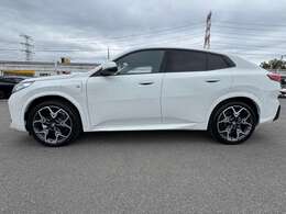 ☆LEDヘッドライト☆20インチアルミ☆電動リヤゲート☆サンプロテクションガラス☆ヘッドアップディスプレイ☆アクティブクルーズコントロール☆ドライビングアシストプロ