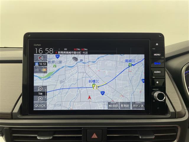 【純正10インチナビ】専用設計で車内の雰囲気にマッチ！ナビ利用時のマップ表示は見やすく、いつものドライブがグッと楽しくなります！