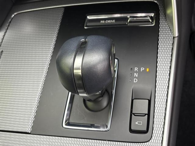 お車に合わせて無料保証以外にも、保証範囲、期間、距離を拡充させた有料保証もご用意しております！中古車の購入が初めてで不安・・・というお客様もご安心ください！