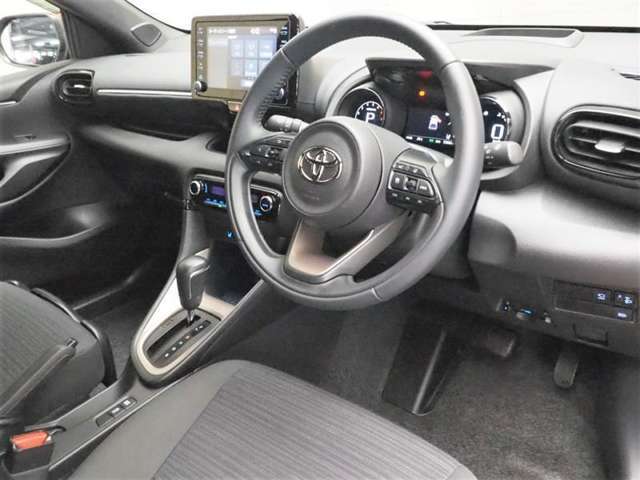運転席全体の写真になっております。