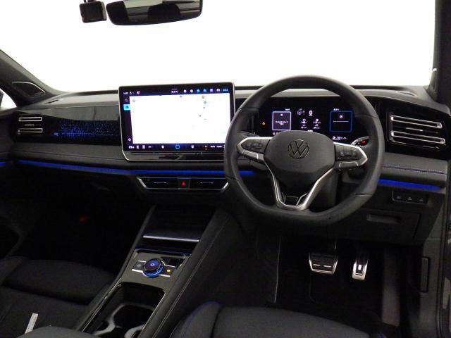 輸入車ならではの、細部まで作り込まれた、洗練されたデザインです。運転席からの視界は、店頭にてお客様ご自身の目でお確かめください.