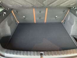 しっかり広さがあるトランクルーム！お買い物も荷物もたっぷり積むことができます！