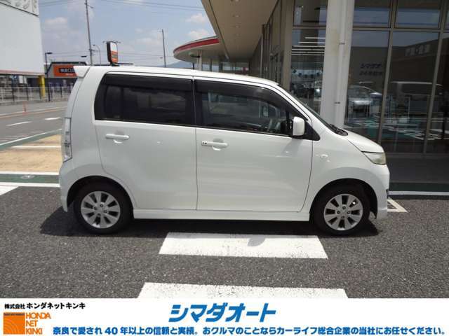 下取した車両をそのまま展示するダイレクト販売なのでお買い得価格です。