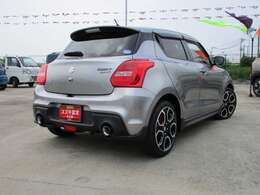 支払総額は山形県内登録・店頭納車・付属品別途の条件で計算しております