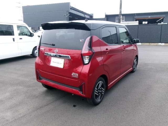 日本全国へどこへでも納車いたします（陸送費用等が別途かかりますので、ご了承ください）