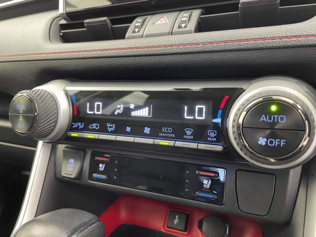 【運転席操作部】快適なドライブを楽しむための機能が装備されています！運転席から触れるので、使いやすいです！除菌プランいれていただくと、さらに清潔で安心していただけます！