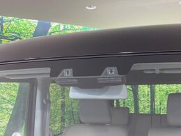 【スズキ　セーフティサポート】走行中に前方の車両等を認識し、衝突しそうな時は警報とブレーキで衝突回避と被害軽減をアシスト。より安全にドライブをお楽しみいただけます。