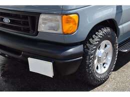 【査定】 買取り専任スタッフが常時配置。直接買取りをしておりますので高いお値段をつけることが可能です。お客様の大切な車をしっかりと査定します。