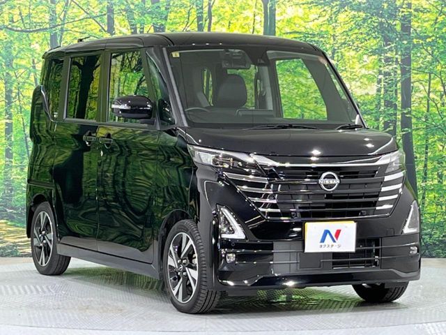大好評のボディコーティング「弾スプラッシュコート」もご納車までに施工可能。通常のガラスコートと異なる、耐久年数6年の無機質ガラスコーティングが、ボディをキレイな状態に保ってくれます。