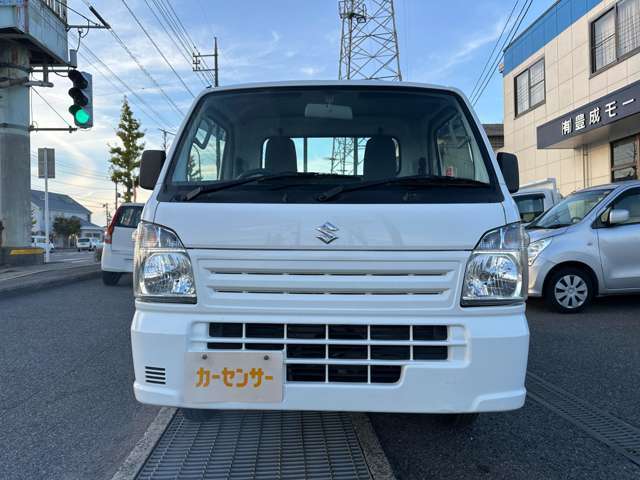 国家資格を所持した整備士が点検・整備には一切の妥協をいたしません。