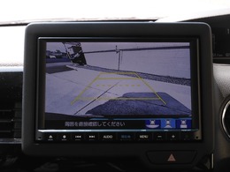 ◆バックカメラ◆リバースにするだけで映ります、後方の安全確認や、狭い駐車場での車庫入れ、雨の日や夜間など視界の悪い時に便利です！安全にバックする為には欠かせない装備です。