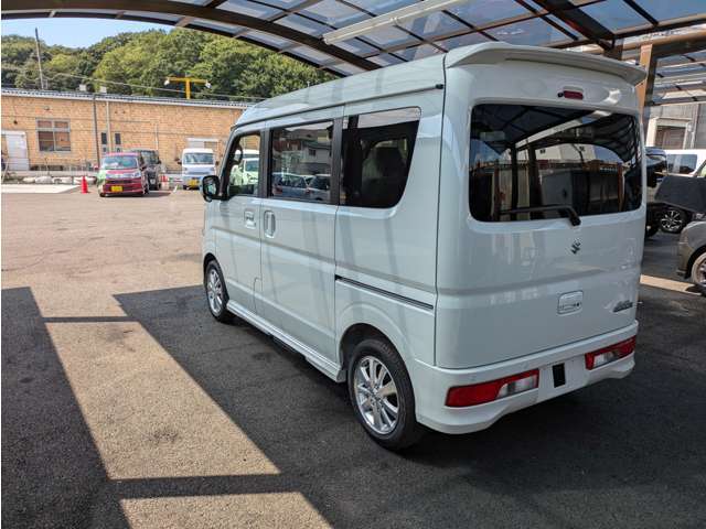 車両をご掲載にあたって車両写真でお車の状態が全て伝わるように意識しております！内外装の傷や汚れは全て確認して撮影しております。内装の匂いなど写真でわからないことは直接お電話などでお伝えくださいませ！