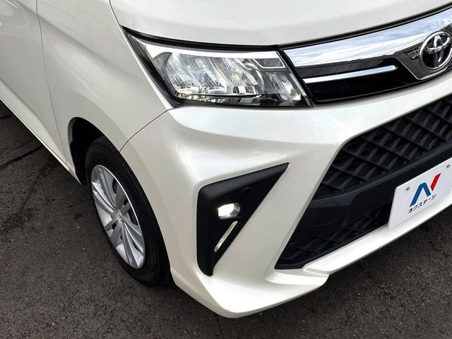 【LEDヘッドライト】悪天候や夜間走行時も良好な視界を確保し安心して運転できる高輝度LEDヘッドライトを装備！点灯速度が早く、消費電力も抑えられています。