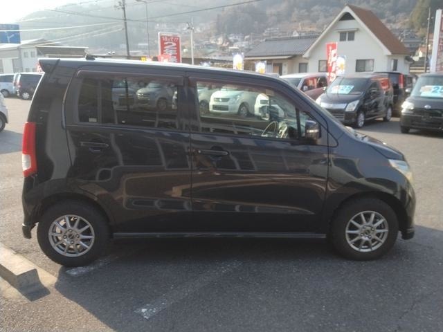 全てグループ指定工場整備で、この価格を実現しました！！もちろんですが、車検に不適合な部品は交換済みです！！