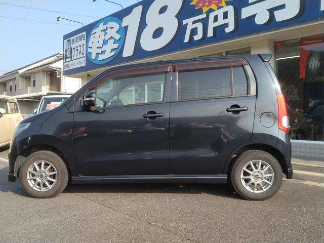 小傷などはありますが、大きなへこみなどはありません。じっくり現車確認していただけるよう、ご準備いたします！