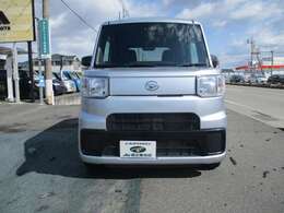 展示前及び納車までに弊社基準に沿って、入念な点検・整備を実施します。交換時期の消耗品は、交換後納車！点検・整備費用は店頭表示価格に含まれております。ご安心ください。