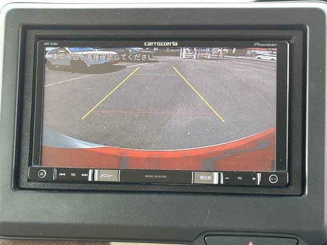 【バックモニター】後方をリアルタイムで確認できるので安心して駐車が可能です。