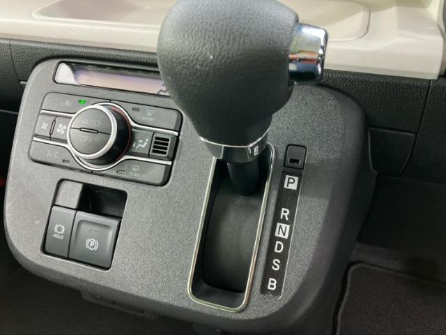 お車に合わせて無料保証以外にも、保証範囲、期間、距離を拡充させた有料保証もご用意しております！中古車の購入が初めてで不安・・・というお客様もご安心ください！