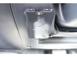 高速道路などもスムーズに！ETC車載器も付いております！！