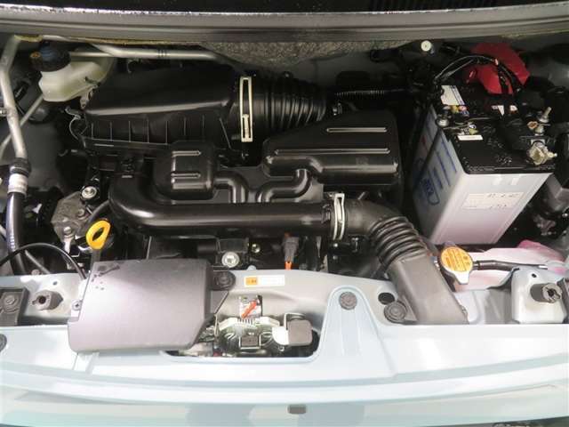 ご購入後の点検整備もカーロッツ浜松にお任せください！ 安心・便利なクイック車検も大好評実施中です♪ さらに定期メンテナンスや修理・鈑金、パーツお取付等のご用命も随時承っております。