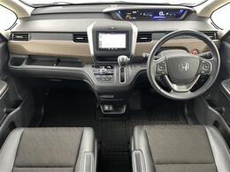 【インパネ全体】全方位で視界が広く、高い目線で運転もしやすいです！