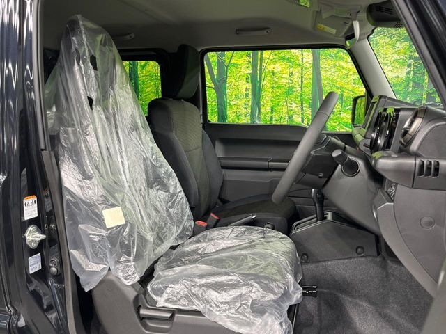 もちろん車内はキレイです♪よりクリーンな状態をキープしたいお客様には『ナノゾーンコート』がおすすめ！新型コロナウイルス対策や、除菌・消臭に効果を発揮し多くの方にご好評いただいております。