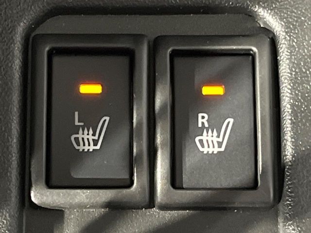 【シートヒーター】寒い日に重宝するシートヒーター！エアコンより早く温まってくれるので寒がりの人も安心ですね♪エアコンの温風は乾燥するから苦手、という方にもをおすすめです。