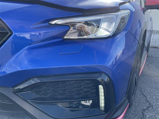 気になる車はすぐにお問い合わせください！画面右側の0066から始まる無料ダイヤルからお問い合わせ下さい！専門スタッフがお車のご質問にお答えいたします！