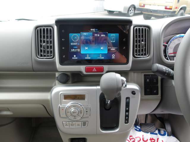 納車に関しても県内・県外問わず全国納車が可能です。遠方のお客様にも喜んで頂けるサービスを心がけている当店にお任せ下さい。無料通話(携帯可)0078-6002-682813
