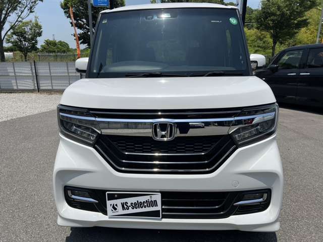 総額価格には自動車税・リサイクル料金・車検整備付き車両には自賠責保険料・重量税・印紙代等の法定費用がすべて含まれております！登録が管轄地域外の場合は別途登録料が発生いたします。