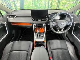 グループ総在庫数約30，000台！！全国の系列店からメーカー・車種問わずご紹介出来るので、あなたにピッタリのお車が見つかるはずです♪まずはお問い合わせ下さい☆