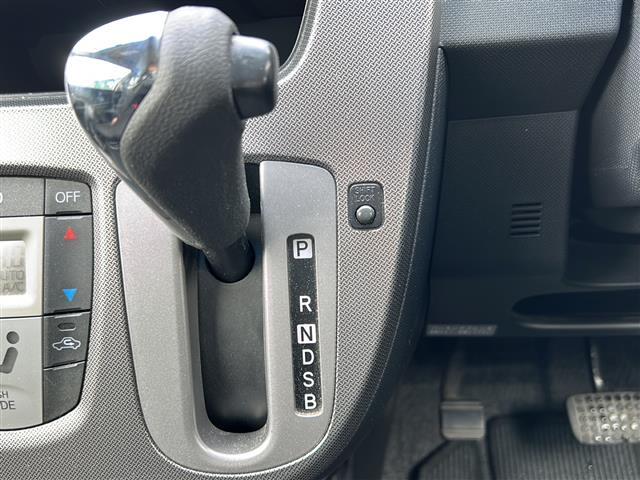 修復歴のある車は販売いたしませんのでご安心ください。厳格な検査をクリアした安心できるお車をご提案させていただきます。
